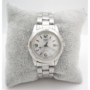 Women Casio Quartz WR Analog 27mm Round Watch (H712) "New Battery" LTP1215